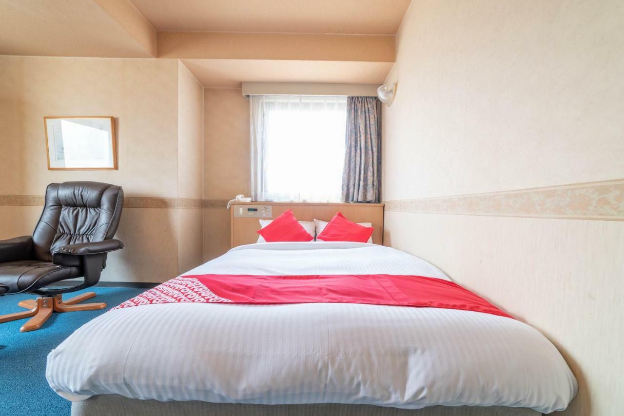 Oyo Business Hotel Nishiura Йоккаити Экстерьер фото